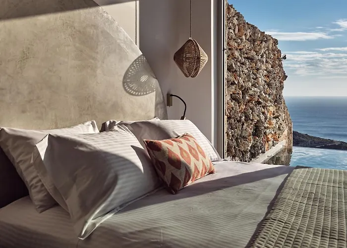 Etheria Luxury Villas & Suites